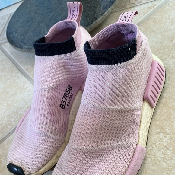 Adidas B37658 Boost R34567 women’s athletic running tennis shoes size 6 - Picture 7 of 17